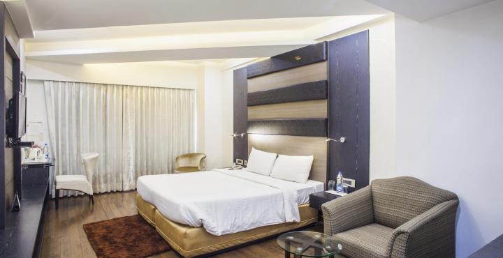 Hotel Turquoise Chandīgarh Екстериор снимка