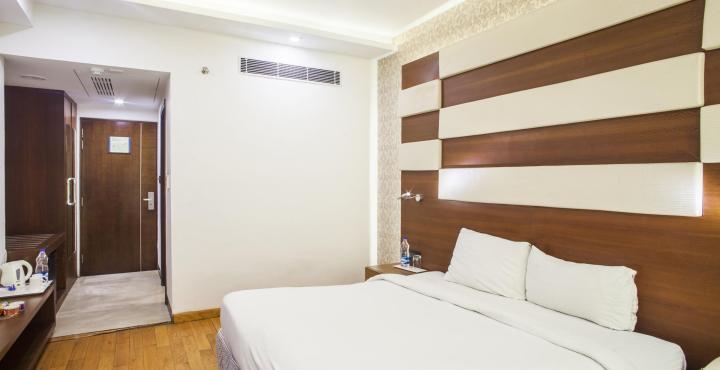 Hotel Turquoise Chandīgarh Екстериор снимка